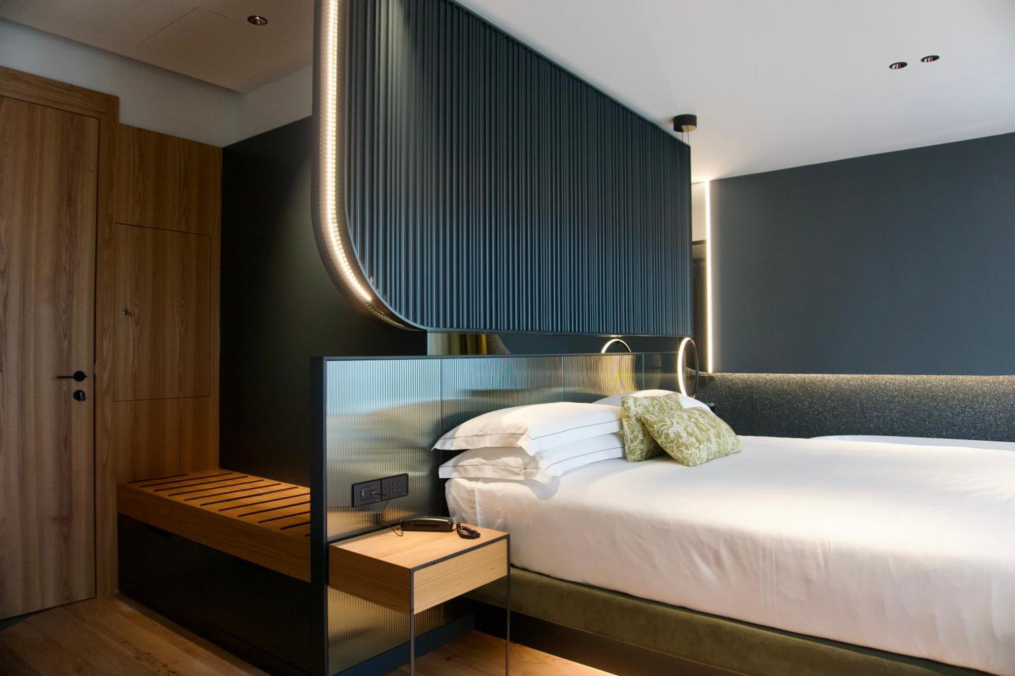 Hotel Ristorante Al Caminetto Worldhotels Crafted Adults Only Torri Del Benaco Exterior foto